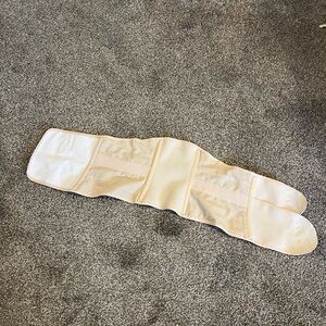 Belly Bandit Women's Cream Support Belt